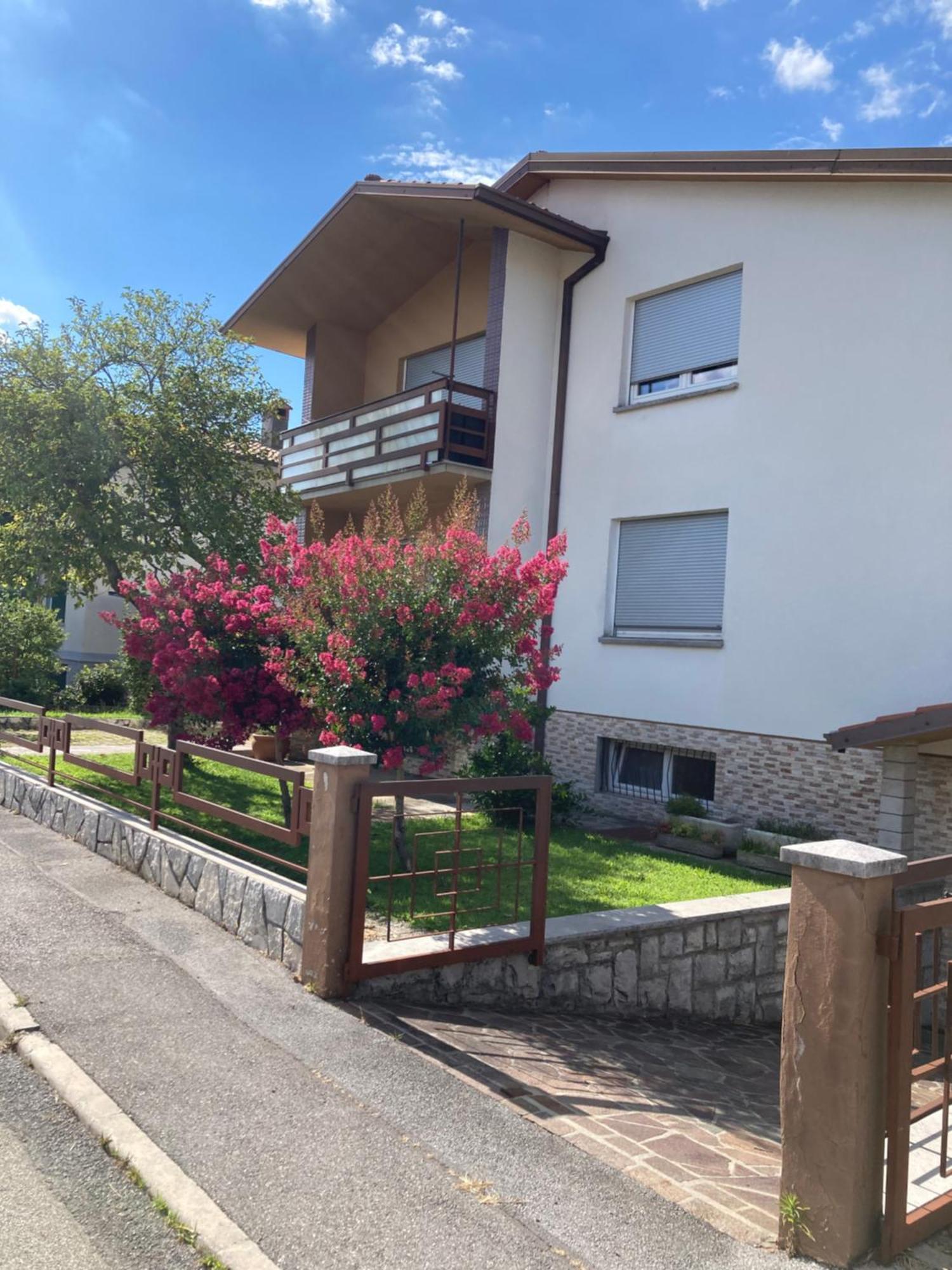 7 Flower Street Apartment Sempeter pri Gorici Exterior foto